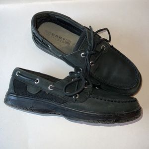 Boys Sperry Black leather boat shoes size 4.5